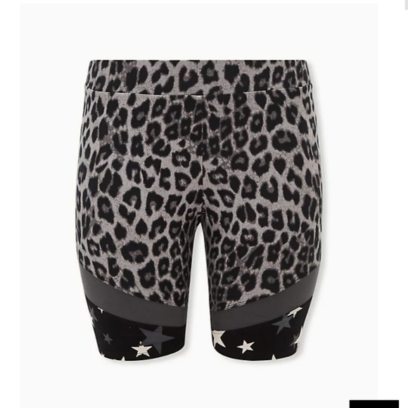 🆕GREY LEOPARD & STAR HEM BIKE SHORTS - Picture 5 of 5